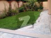 1 Kanal Commercial House Is Available For Rent