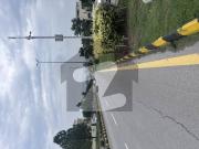 1 kanal corner south face boulevard plot solid land...