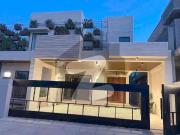 1 Kanal Designer Near To Central Park House Available...