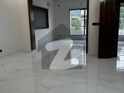 1 Kanal triple Storey Luxury House For Rent Size 50*90