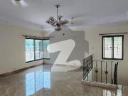 1 Kanal Double Unit House Available For Rent In DHA Phase 4