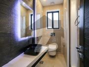 1 Kanal Elegant And Fully Maintained Super Hot Located...