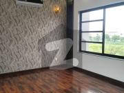1 Kanal Elegant And Fully Maintained Super Hot Located...