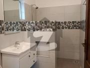 1 Kanal Elegant And Fully Maintained Super Hot Located...