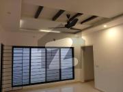 1 Kanal Elegant And Fully Maintained Super Hot Located...