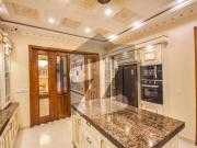 1 Kanal Elegant And Prime Location Super Hot Located...
