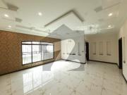1 Kanal Elegant Bungalow For Rent In DHA Phase 3 Prime...