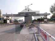 1 Kanal Exceptional Location Level Corner Plot On Main...