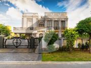 1 Kanal Exclusive Opportunity Classic Villa For Sale