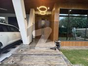 1 Kanal Facing Park Fully Furnished Owner Build House...