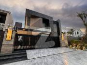 1 Kanal Luxury House For Sale In DHA Phase 7 Designer...