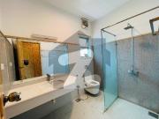 1 Kanal Full House Available For Rent in Prime Location...
