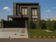 1 Kanal Fully Furnished Designer Bungalow Modern...