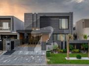 1 Kanal Fully Furnished Luxurious Beautiful Modern...