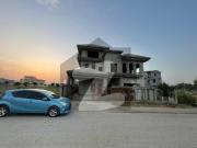 1 Kanal Grey Structure House For Sale in Top City Block...