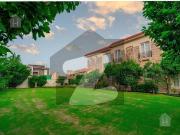 1 Kanal House + 1 Kanal Corner Lawn Brand New Fully...