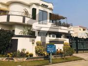 1 Kanal House Available For Rent In DC Colony
