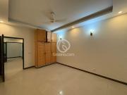 1 Kanal House for Sale