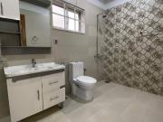 1 Kanal House for Sale