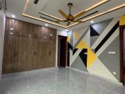 1 Kanal House for Sale