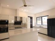 1 Kanal House for Sale