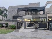 1 Kanal House For Sale