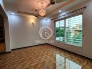 1 Kanal House for Sale