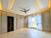 1 Kanal House for Sale