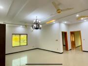 1 Kanal House for Sale