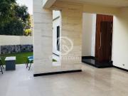 1 Kanal House for Sale