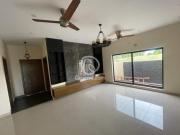 1 Kanal House for Sale