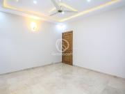 1 Kanal House for Sale 1 Kanal House for Sale