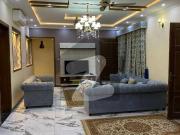 1 Kanal House With Gas Available For Rent Near Park...