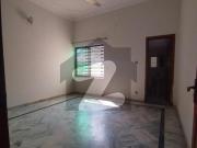 10 Marla Upper Portion For Small Family Prime Location...