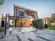1 kanal lavish interior house for sale