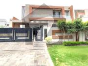 1 Kanal lightly used Designer House for rent in DHA...