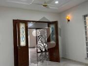 1 Kanal Lower Portion Facing Park 3 Beds Available For Rent