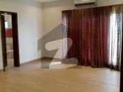 1 Kanal Luxury 5 Bedroom Full Basement House Available...