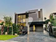 1 Kanal Luxury Modern Design House For Rent in Dha Phase... 1 Kanal Luxury Modern Design House For Rent in Dha Phase...
