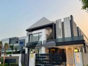 1 Kanal Modern Design House Available For Rent in DHA