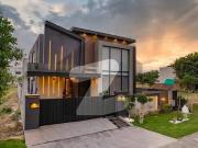 1 Kanal Modern Luxury House for Rent in DHA Phase 7...