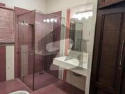 1 Kanal Most Out Owner Build House Prime Hot For Sale...