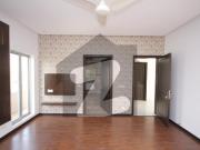 1 kanal old house for sale in dha phase 2 hot location...