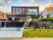 1 Kanal Out Standing Top Quality At A Prime Hot Location...