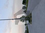 1 kanal park face front back open beautiful plot