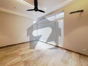 1 kanal slightly used modern design house for rent in...