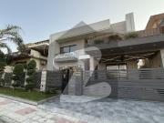 1 Kanal Spacious spaceship House Is Available In DHA...