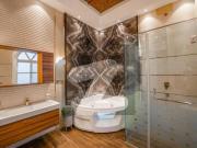 1 Kanal Spanish Beautiful House For Sell In Dha Lahore...