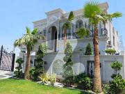 1 Kanal Top Quality Build Luxurious Beautiful Modern...