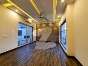 1 Kanal Top Quality Build Luxurious Beautiful Modern...
